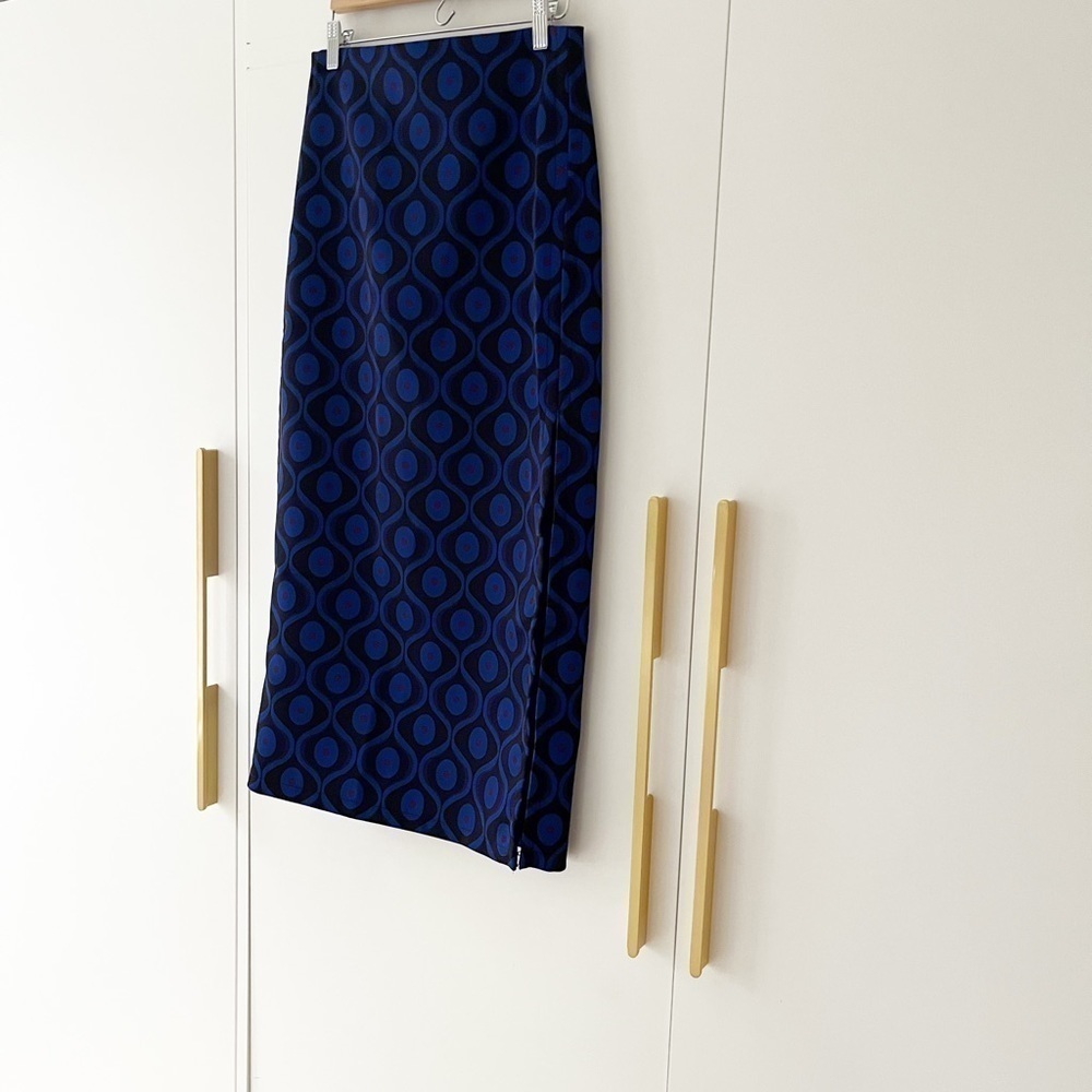 Blue Geometric Midi Skirt - Picture 6 of 10